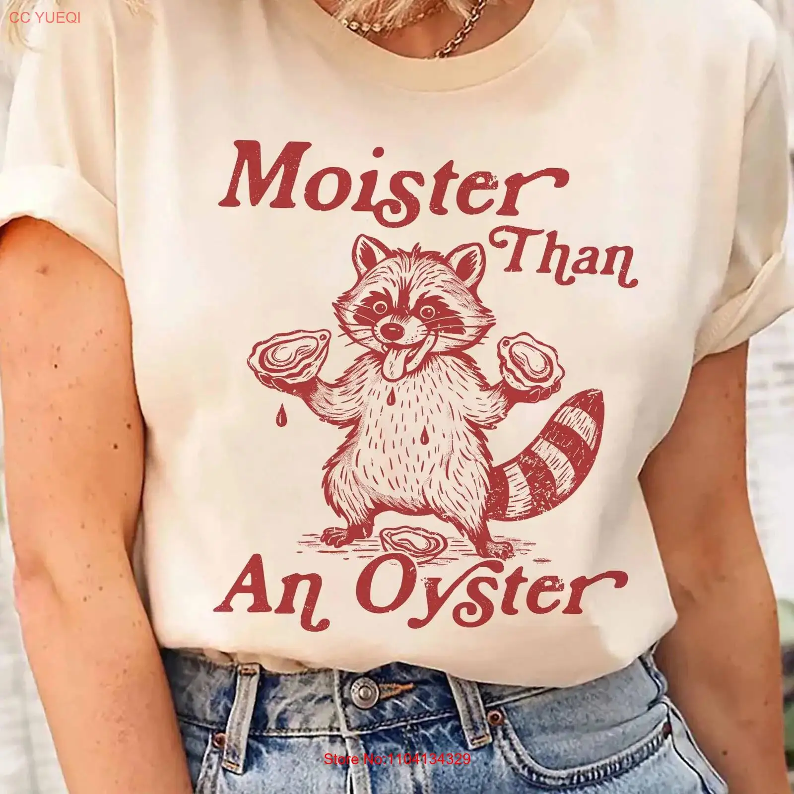 Moister Than An Oyster T Shirt - огляд і ціна Quirky Vintage Fashion